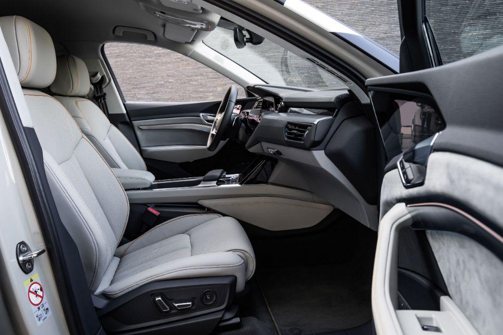 Audi e-tron Interieur Elektroauto