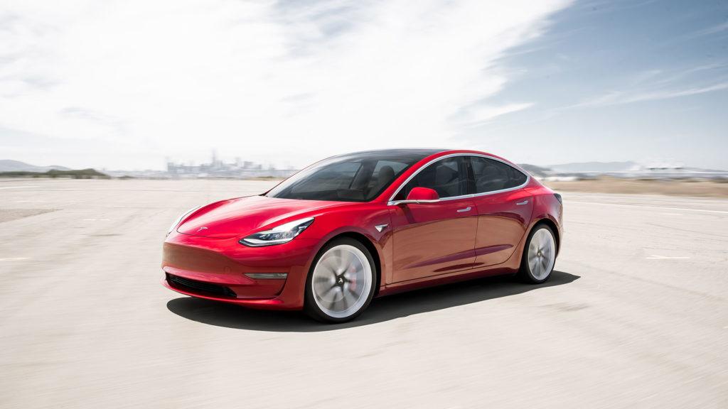 Tesla Model 3 rot Außenansicht vorne