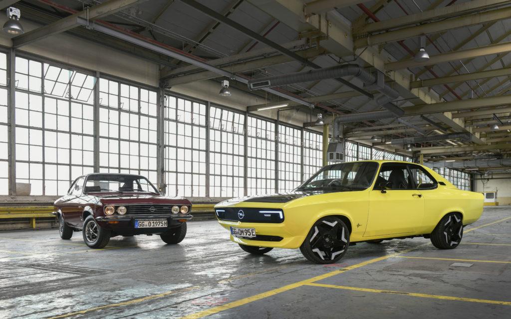 Der neue Elektro Opel Manta neben seinem Original aus den 70ern
